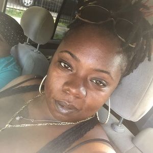 Meet your Posher, Christeen